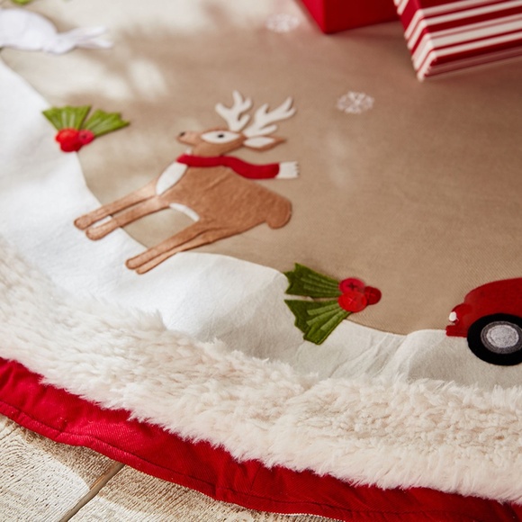 Pottery Barn : Woodland Tree Skirt - Picture 2 of 3